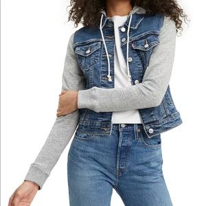 Levi’s Denim Hoodie Trucker Jacket sz S